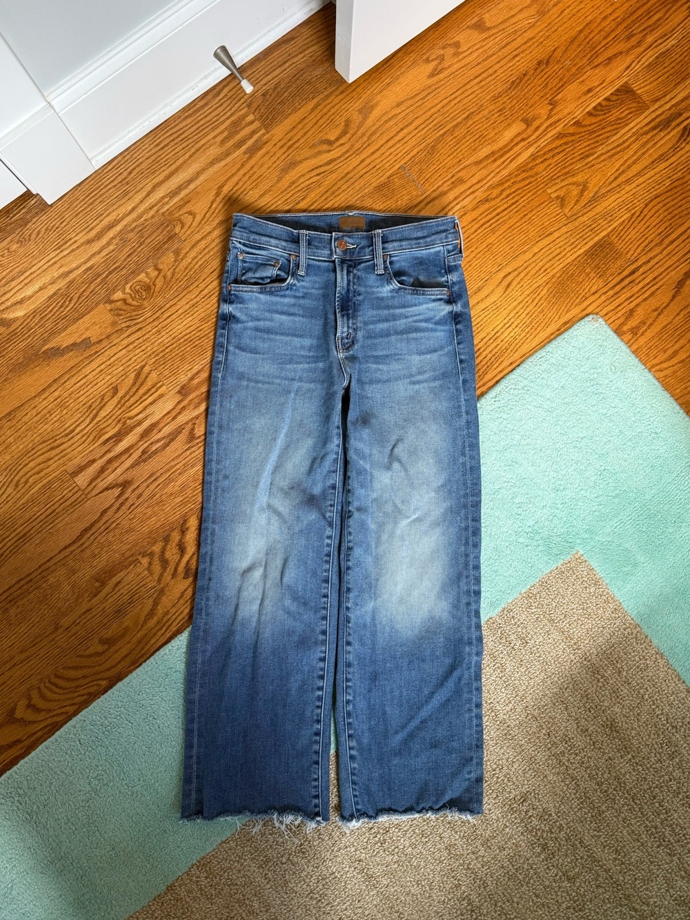 Mother The Mid Rise Rambler Zip Ankle Fray Jeans in Enjoy The Ride - Picture 2 of 8